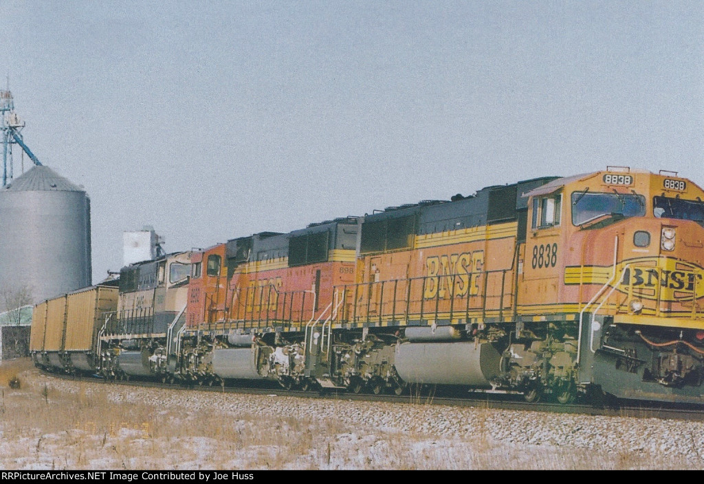 BNSF 8838 East